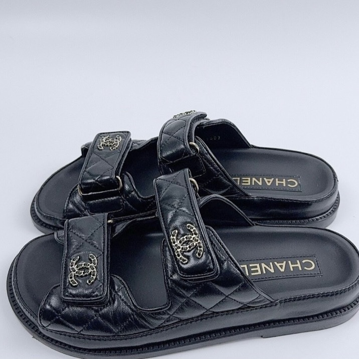 Chanel/香奈兒  香奈兒魔術貼涼鞋 尺碼36-7