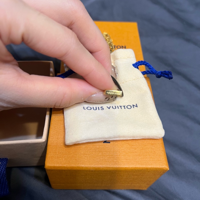 LV項鍊（粉色）-1