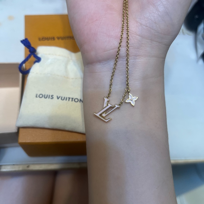 LV項鍊（粉色）-4