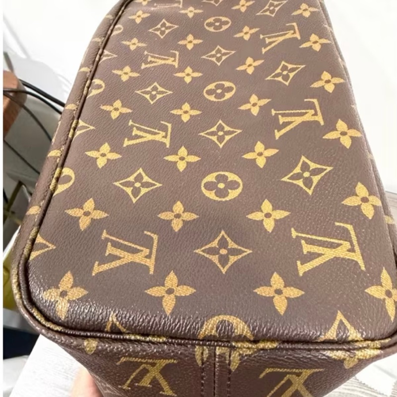 LOUIS VUITTON托特包-11