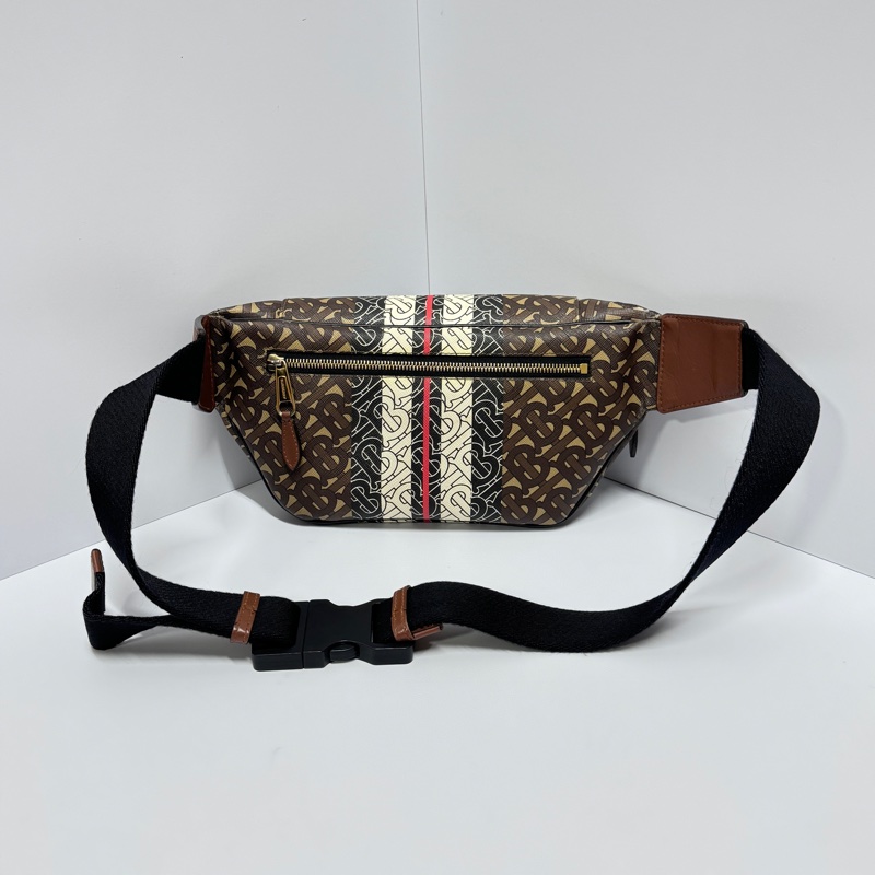 （超帥氣🔖） Burberry 經典老花 胸/腰包 斜背包 專櫃73000！-8