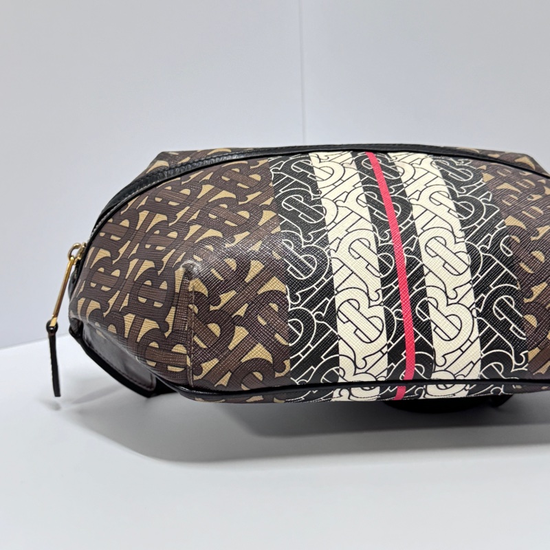 （超帥氣🔖） Burberry 經典老花 胸/腰包 斜背包 專櫃73000！-14