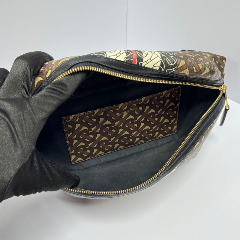 （超帥氣🔖） Burberry 經典老花 胸/腰包 斜背包 專櫃73000！-22