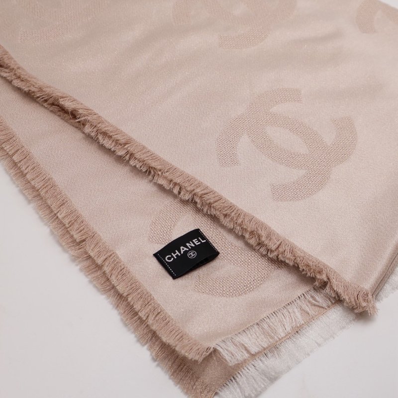 CHANEL 刺繡雙C細閃粉圍巾-3