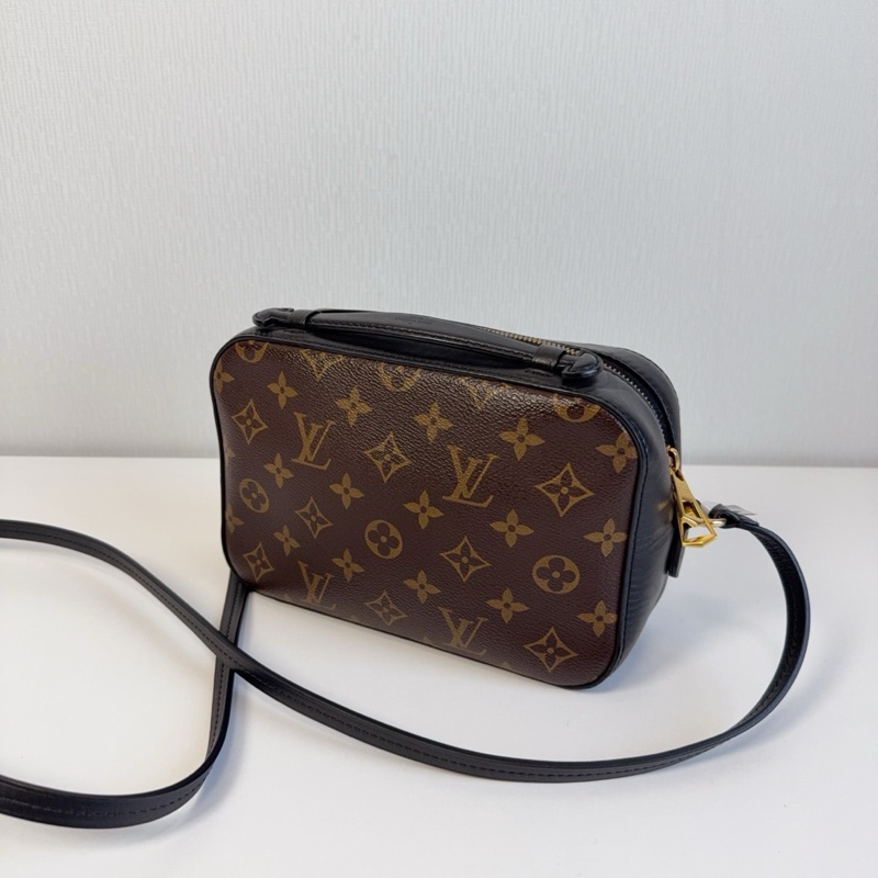 LV Saintonge老花拼黑色牛皮流蘇相機包-2