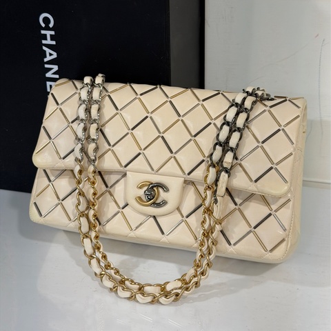 #高訂款 #專櫃定價40多萬 香奈兒Cf25米白漸變金銀珠釘Coco系列