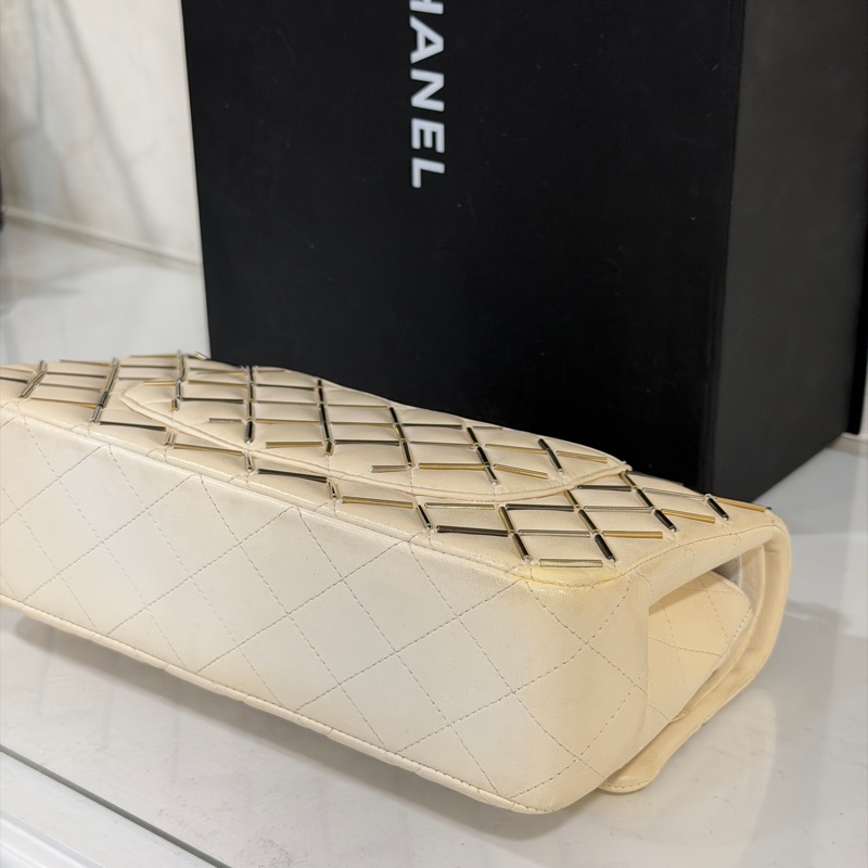 #高訂款 #專櫃定價40多萬 香奈兒Cf25米白漸變金銀珠釘Coco系列-9