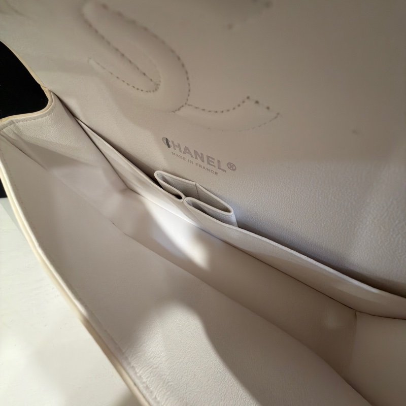 #高訂款 #專櫃定價40多萬 香奈兒Cf25米白漸變金銀珠釘Coco系列-16