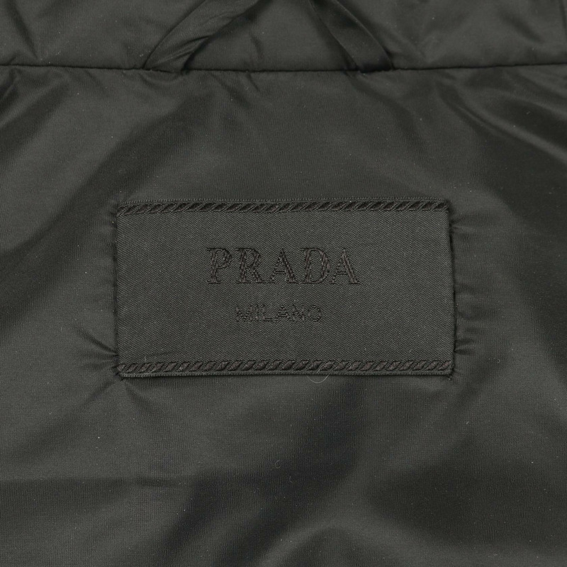 PRADA 男士黑色尼龍羽絨外套,二手,貨號 52-2
