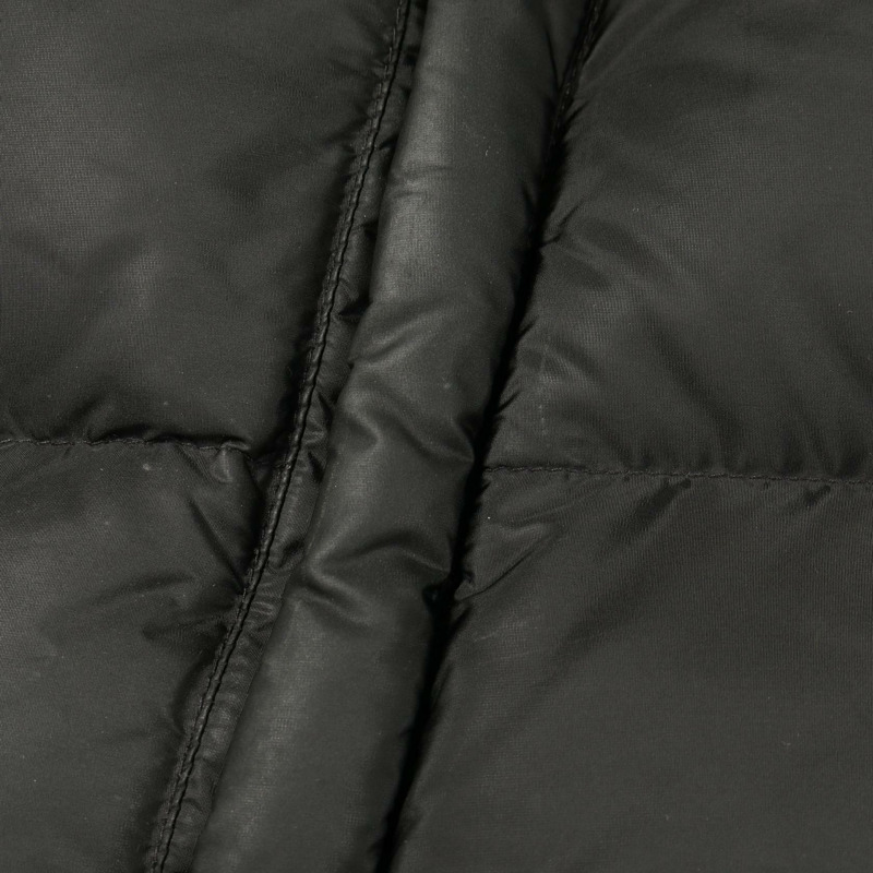 PRADA 男士黑色尼龍羽絨外套,二手,貨號 52-8