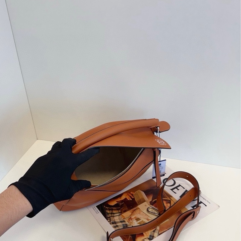 Loewe羅意威 Puzzle 焦糖色幾何包 中號-4