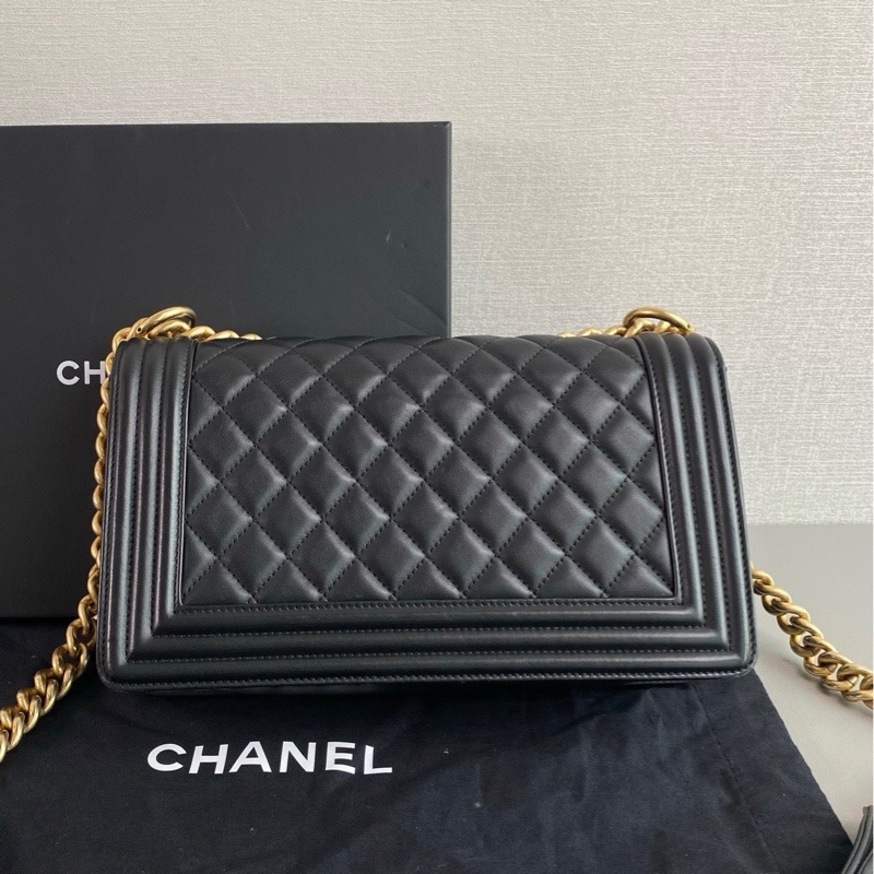 Chanel香奈兒 黑金牛皮leboy中號-2