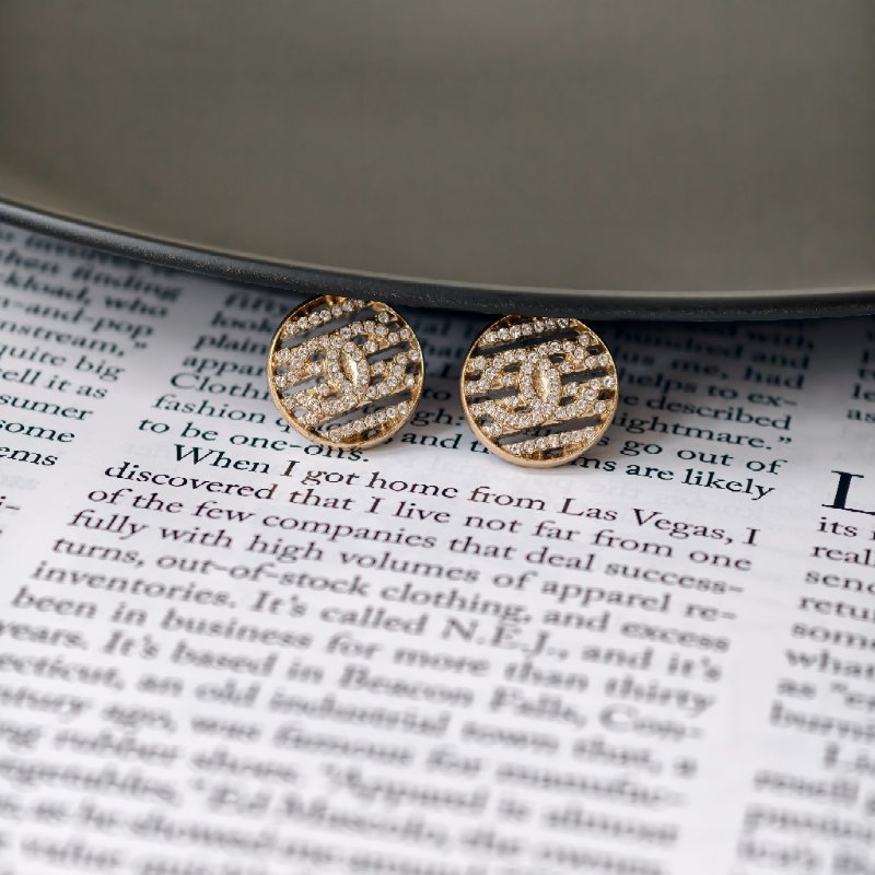 Chanel 香奈儿 双c带钻耳钉-1