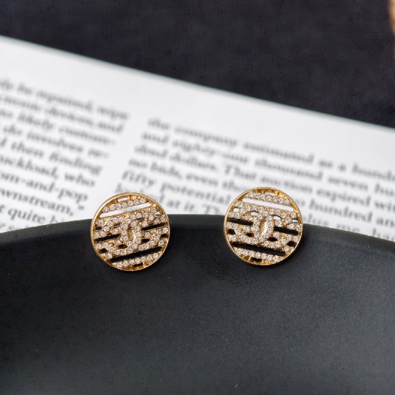 Chanel 香奈儿 双c带钻耳钉-2