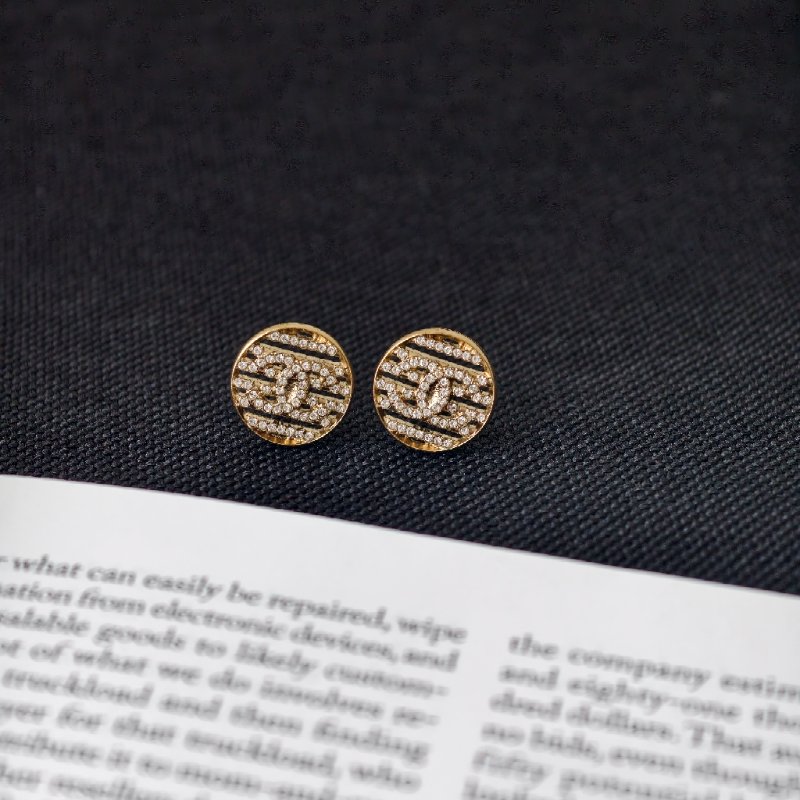 Chanel 香奈儿 双c带钻耳钉-5