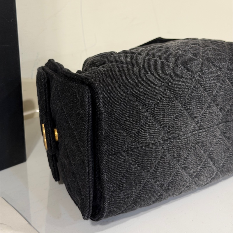 #大全配🈶台灣購證 #市場稀缺黑牛仔 香奈兒25bag小號 #近新閒置-12