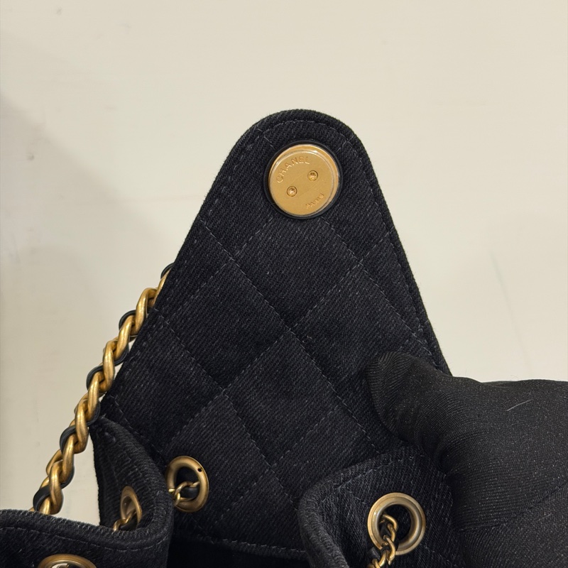 #大全配🈶台灣購證 #市場稀缺黑牛仔 香奈兒25bag小號 #近新閒置-15