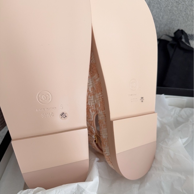 【全新品】chanel香奈兒23s 粉嫩膚色金logo粗花呢女士魔鬼氈涼鞋可愛輕熟女35.5-2