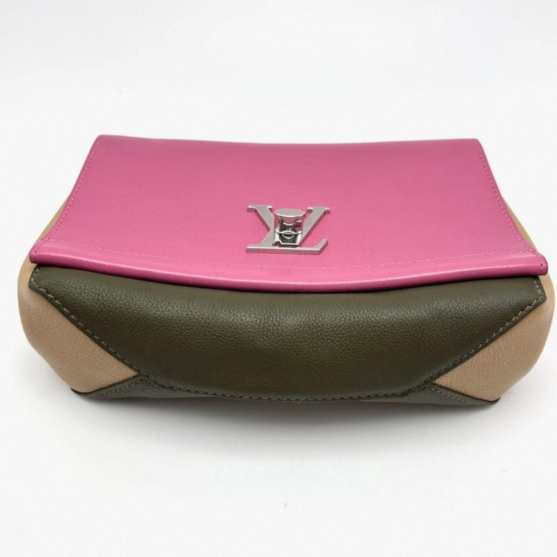 LV Lock me拼色銀扣手提肩背斜背包22*15*7 98新配件塵袋-2