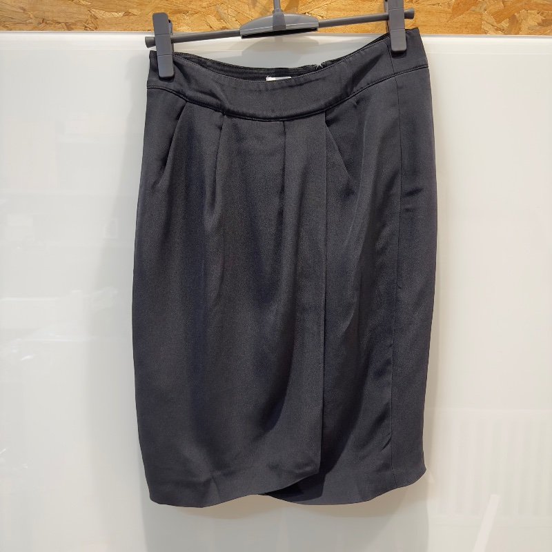 【美收精品】ARMANI 黑色西裝短裙 4-522-0