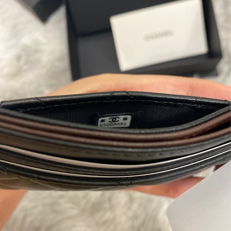 Chanel康朋總店親購黑金羊皮卡夾-4