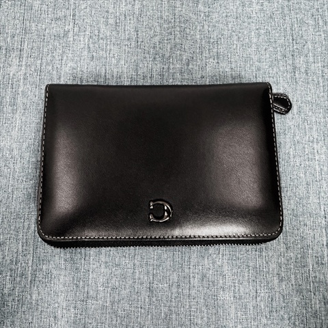 caoch 專櫃款 長夾 男女通用款 9.5成新 專櫃原價12800 換夾惜售
