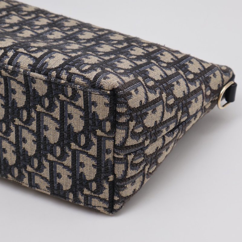 DIOR Travel nomad 手提飯盒包-6