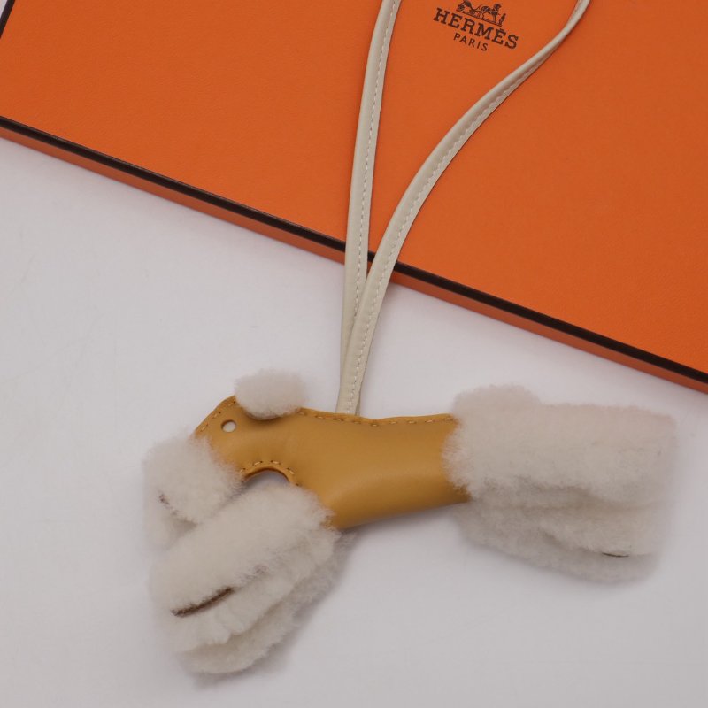 HERMES Budy charm狐狸犬 - 稻草黃 / 奶昔白 K-5