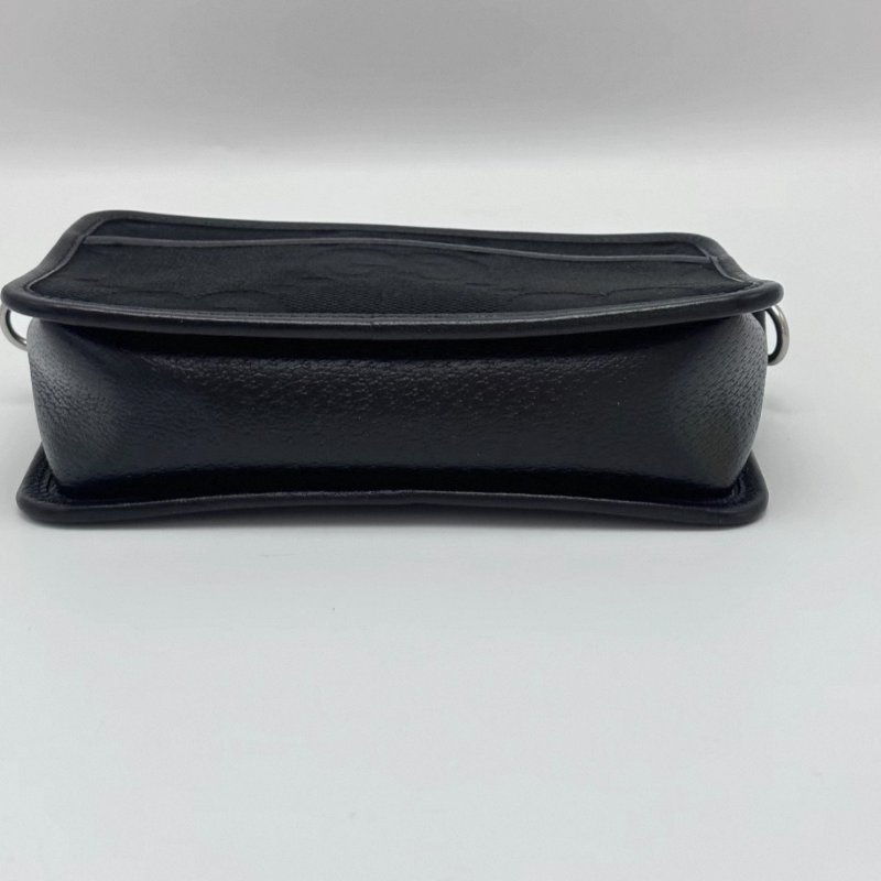 GUCCI 黑色老花雙G肩背斜背相機包 22*13.5*6 98新配件塵袋-4