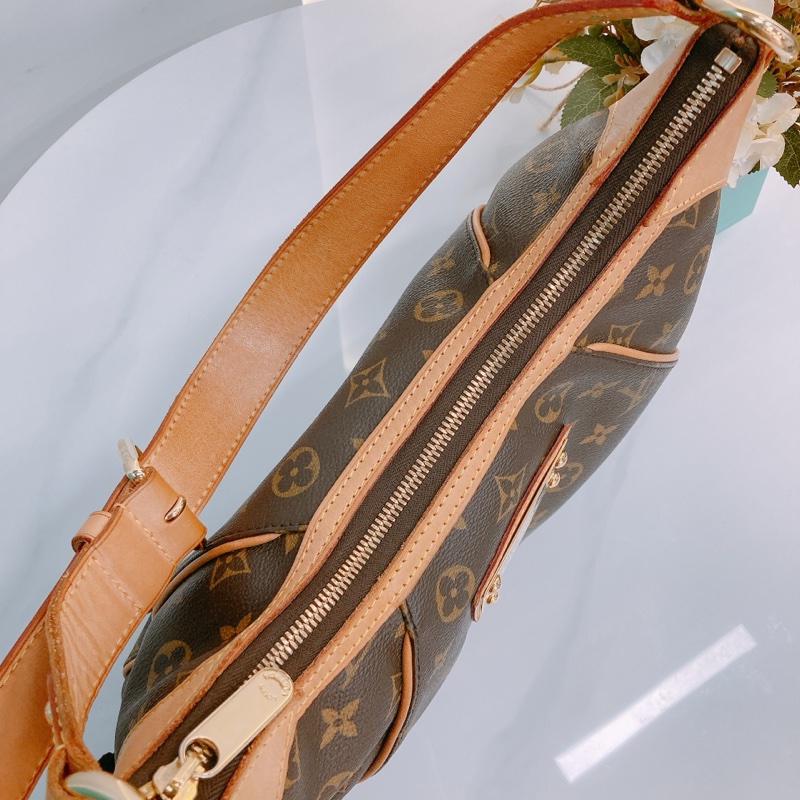 MS0396 LOUIS VUITTON 路易威登經典花紋蝴蝶結型單肩包包THAMES GM MONOGRAM CANVAS-29