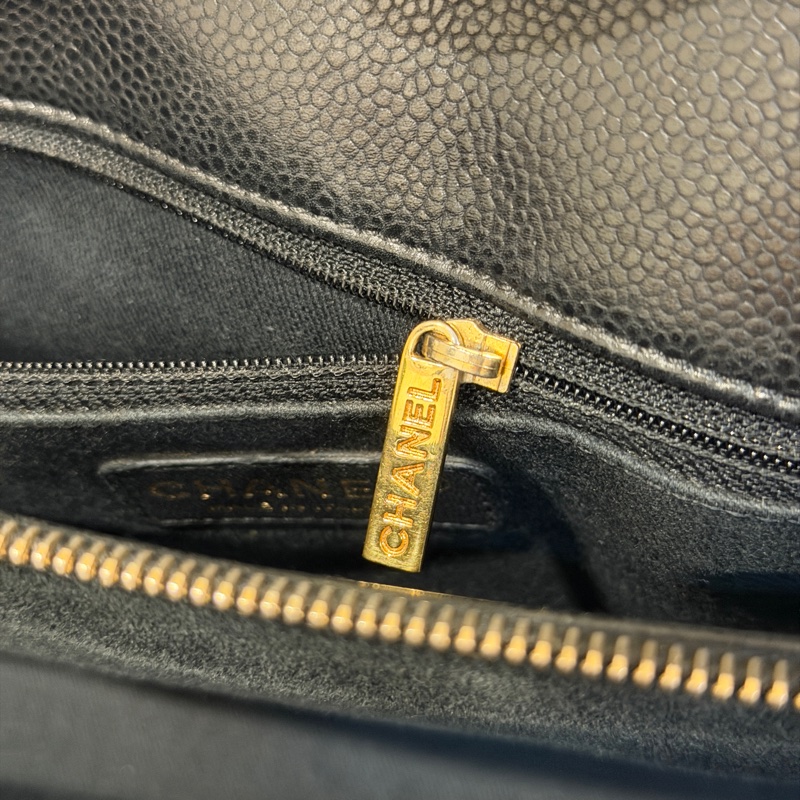 🉑肩背 #荔枝皮 #全網最低💰 香奈兒大雙c logo黑金托特包-24