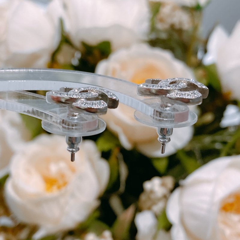 TW4569 Chanel 香奈兒經典迷你小cc耳環 銀色拼水鑽Classic CC Logo 1.2cm Earrings Crystal x PHW-3