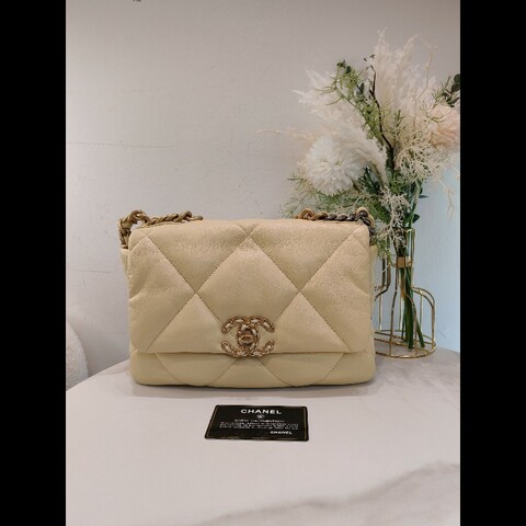 Chanel 19bag small size