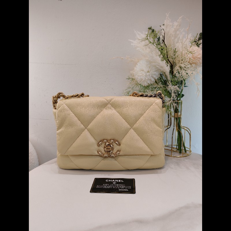 Chanel 19bag small size-0