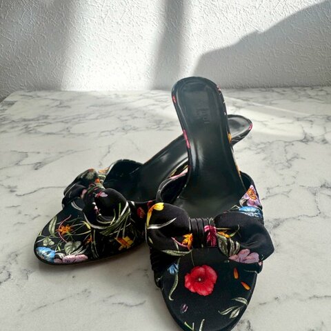 Gucci 黑色拼花布低跟涼鞋