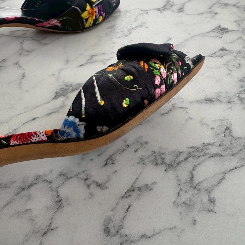 Gucci 黑色拼花布低跟涼鞋-15