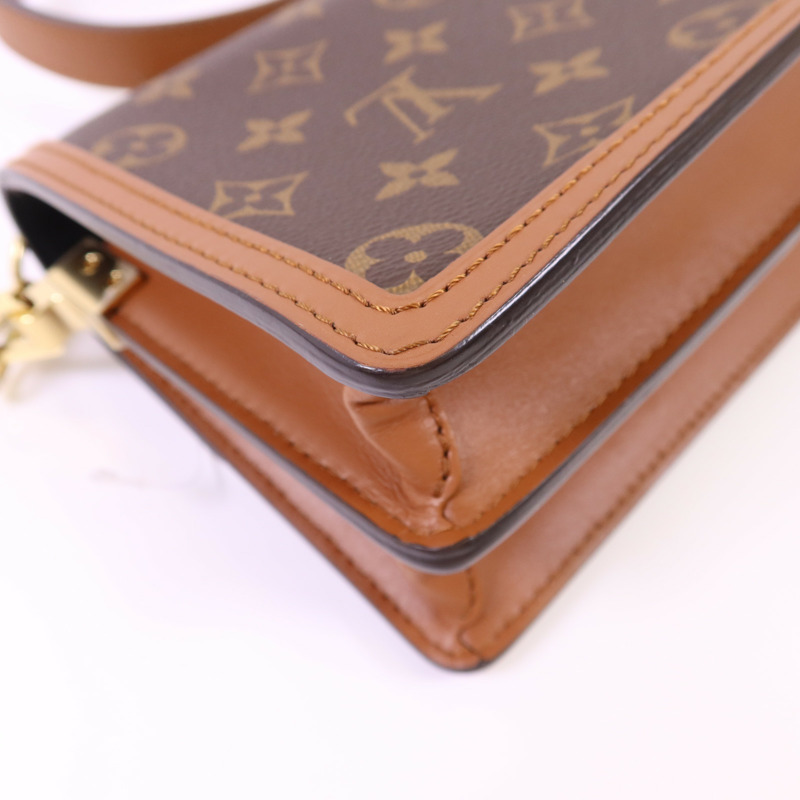 LOUIS VUITTON Monogram Reverse Mini Dauphine金扣肩背袋-14