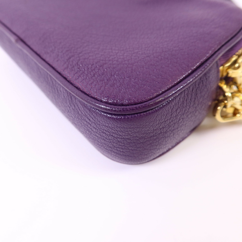 Miu Miu 牛皮皮革Handbag金扣手挽袋-10