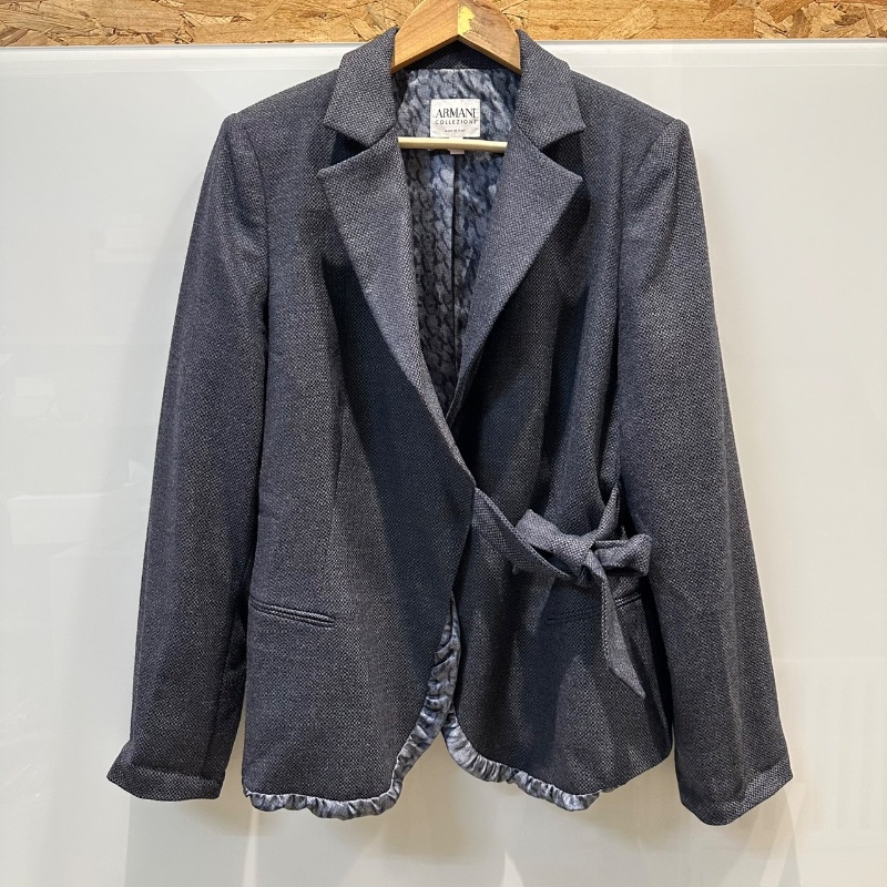 【美收精品】ARMANI 灰藍色西裝外套 4-529-0