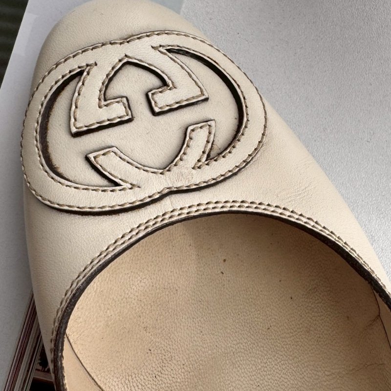 Gucci米白色拼黑色高跟鞋-19