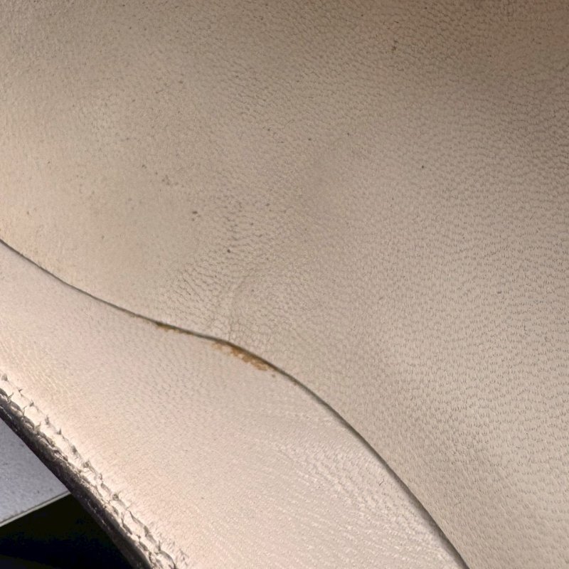 Gucci米白色拼黑色高跟鞋-25