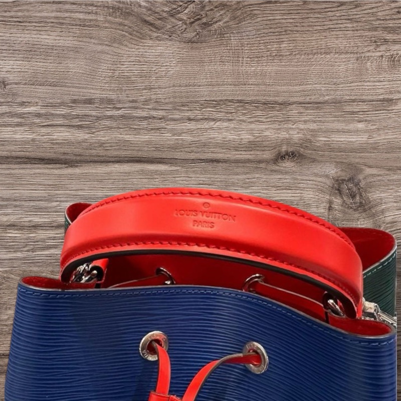 LV藍綠紅拼色EPI水波紋牛皮水桶包 手提包 肩背包斜背包-全新-21