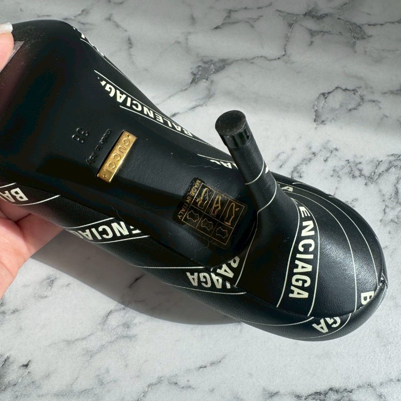 Gucci聯名巴黎世家尖頭高跟鞋-14