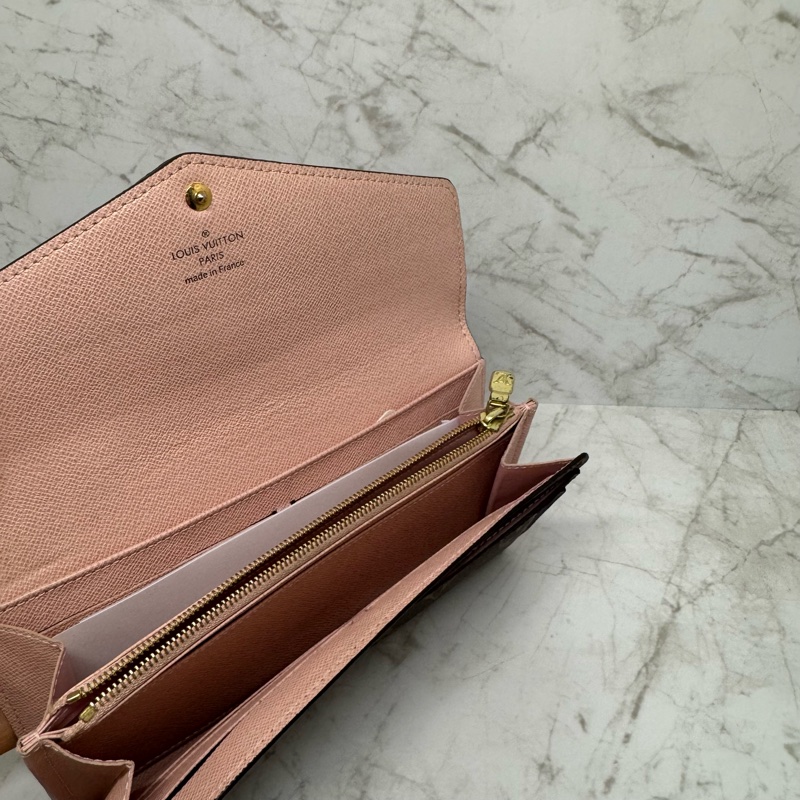 LV Sarah咖色老花釦式長夾M62235-4