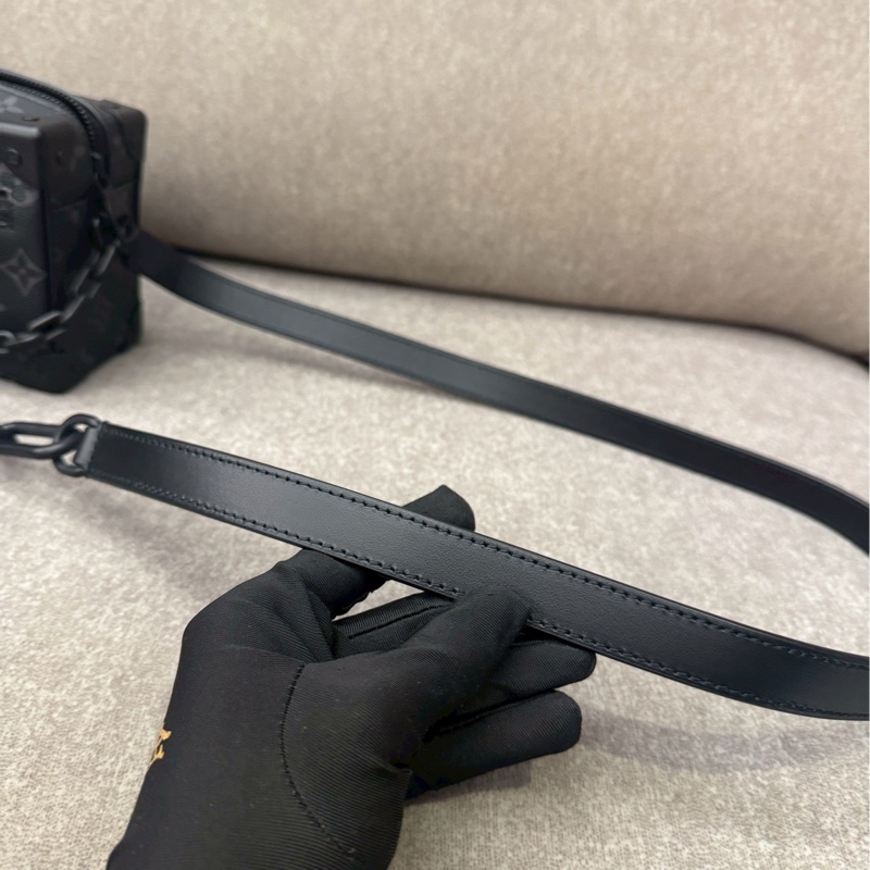 LV soft trunk黑老花-7
