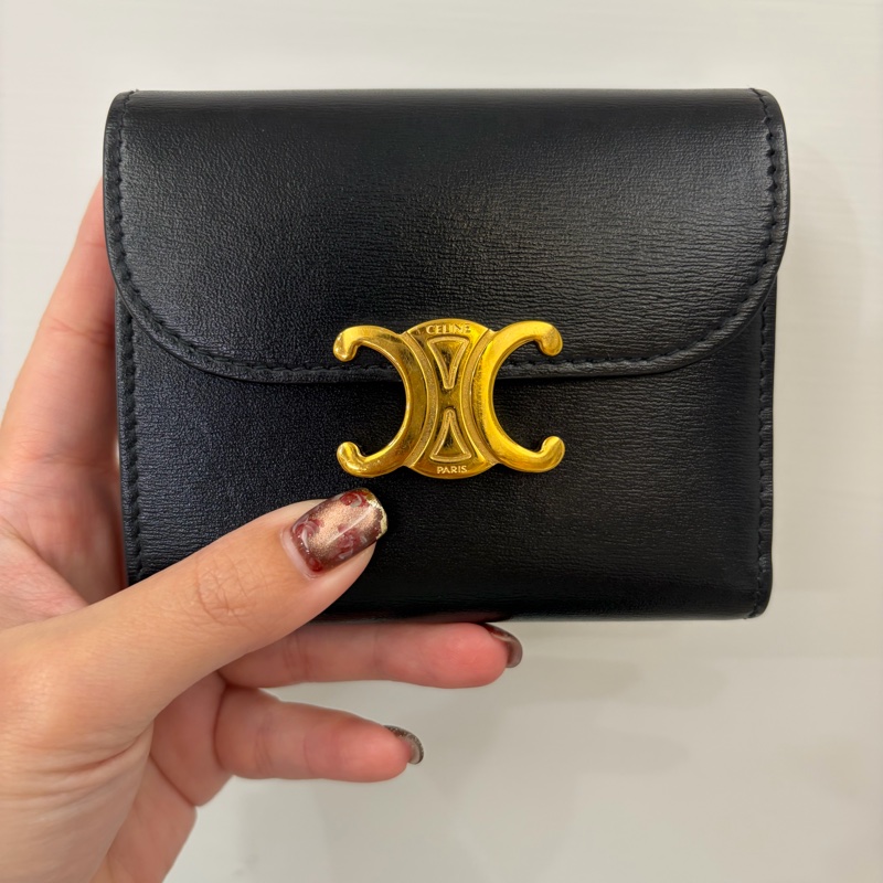 CELINE 黑牛皮金釦凱旋門Triomphe三折短夾-0