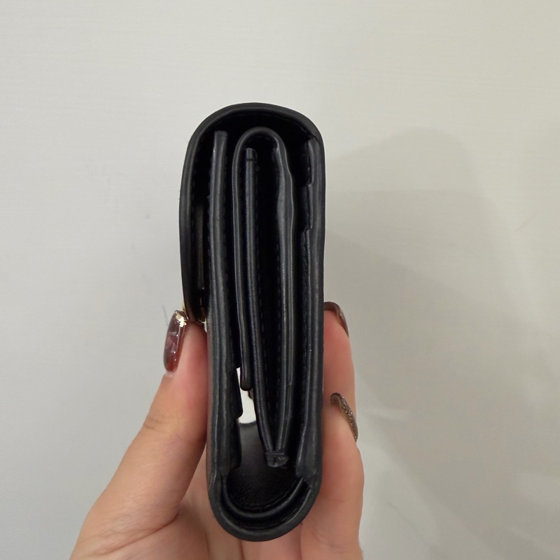 CELINE 黑牛皮金釦凱旋門Triomphe三折短夾-2