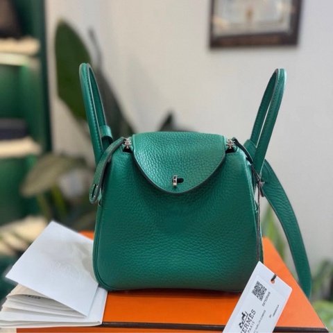 有購証🩷  mini Lindy 絲絨綠 Togo皮銀扣  w刻  24年  99新 五金有膜 有票有盒子