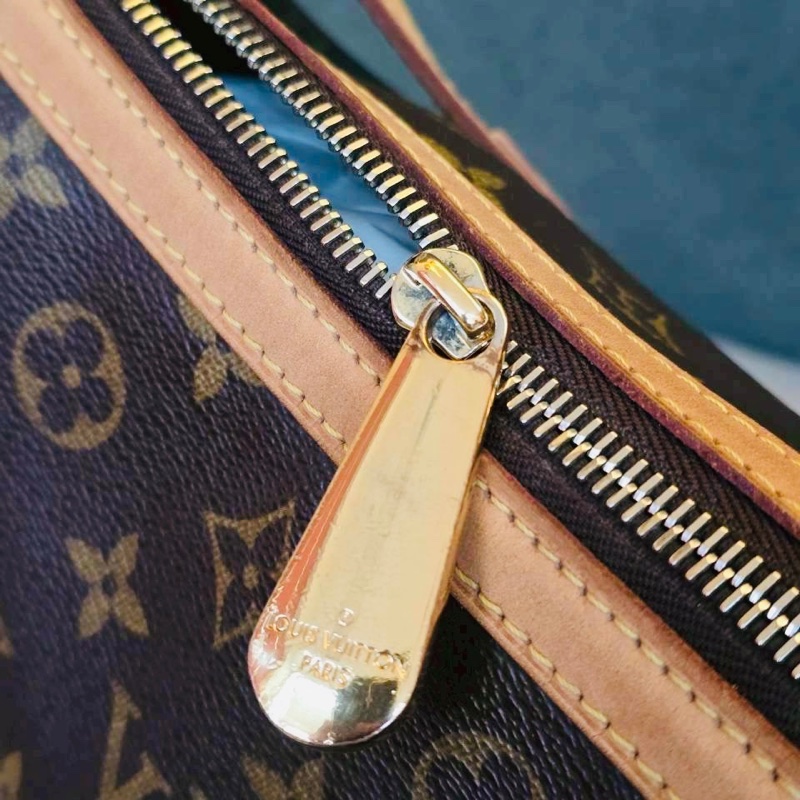 Louis Vuitton Monogram Tulum金扣肩背袋-16