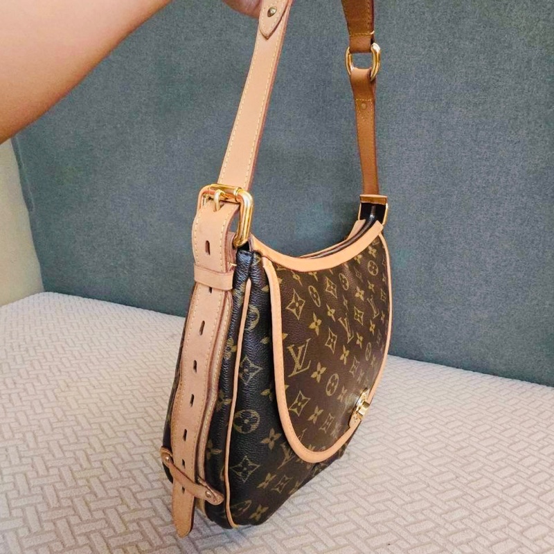 Louis Vuitton Monogram Tulum金扣肩背袋-27